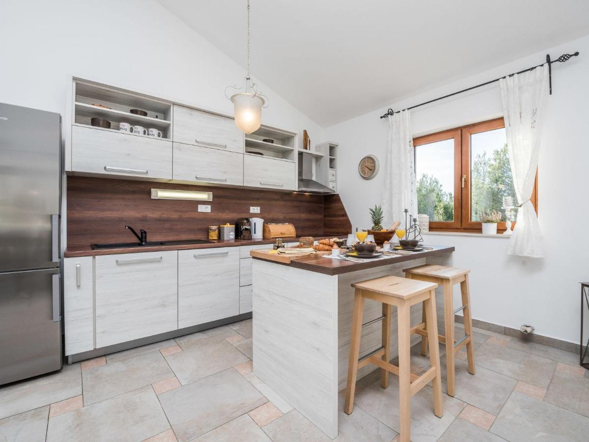 Holiday Home Velebit By Interhome Rovanjska Exteriér fotografie