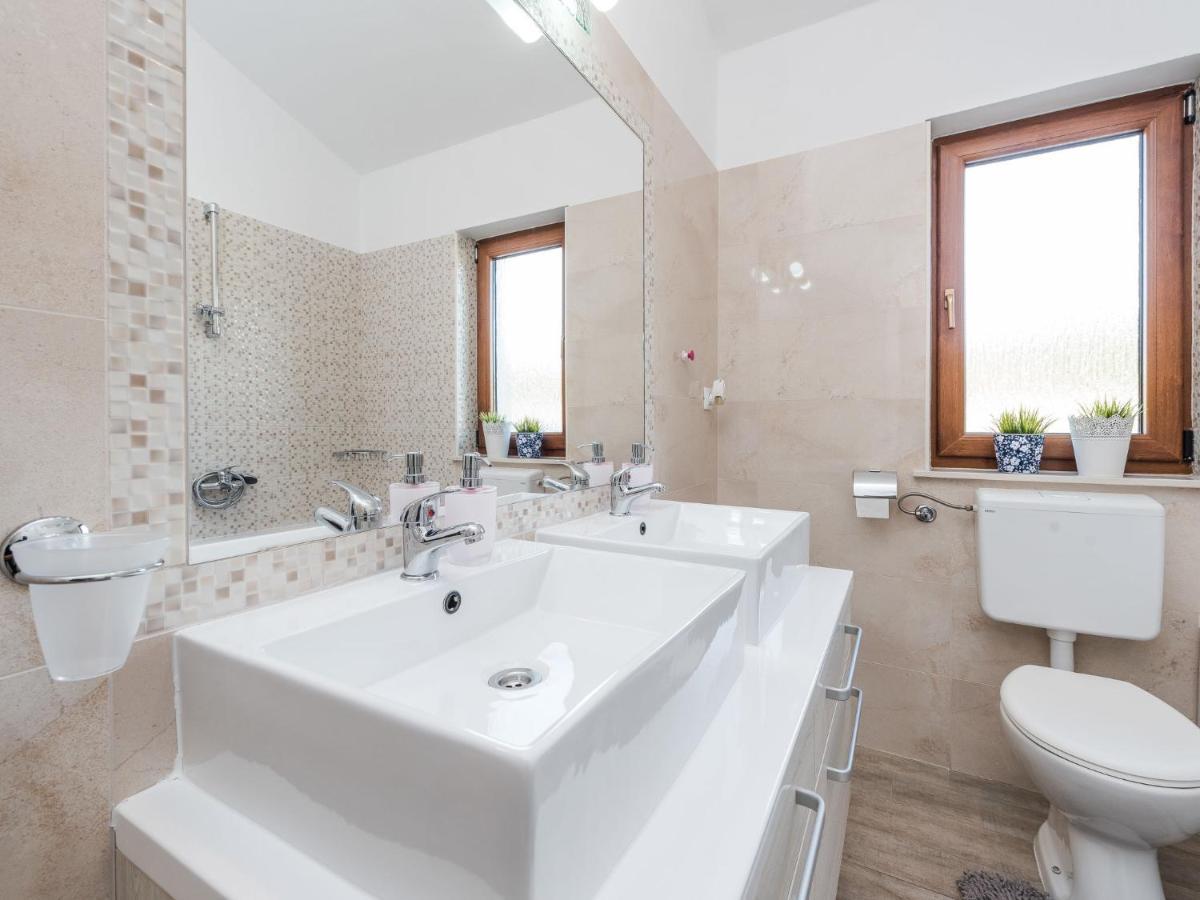 Holiday Home Velebit By Interhome Rovanjska Exteriér fotografie